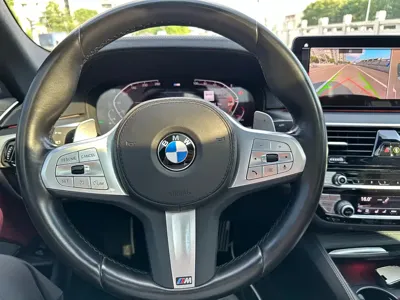 BMW 5 Series 2023, 66000 км, за 276600 CNY - фото 18