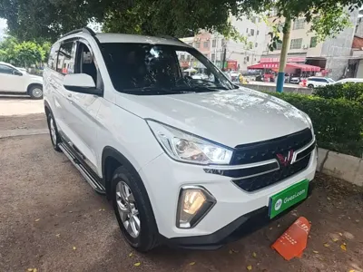 Wuling Hongguang S3 2019, 60199 км, за 28200 CNY