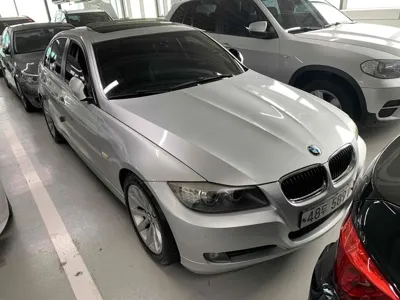 BMW 3-Series · 2010 год