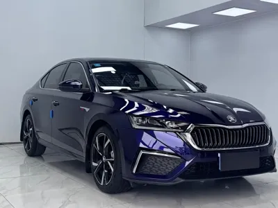 Skoda Octavia 2021, 17000 км, за 145700 CNY - фото 3