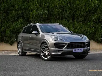 Porsche Cayenne 2012, 110000 км, за 115800 CNY