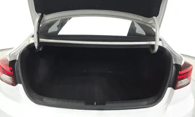 Hyundai Avante 2019, 68193 км, за 10900000 KRW - фото 20