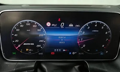 Mercedes-Benz GLC-Class 2025, 18312 км, за 77900000 KRW - фото 8