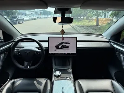 Tesla Model Y 2023, 57000 км, за 139800 CNY - фото 8