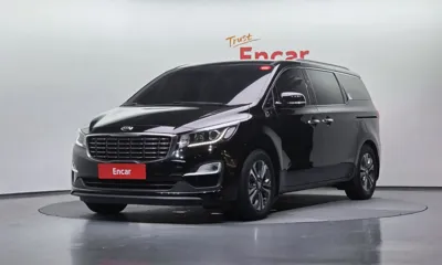 Kia Canival · 2020 год