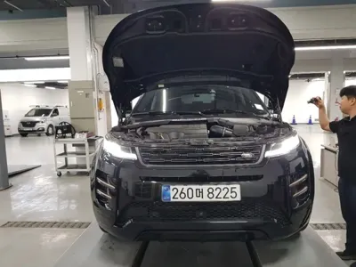 Land Rover Range Rover Evoque 2025, 5827 км, за 49900000 KRW - фото 1