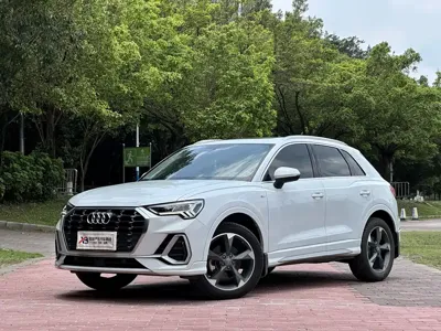 Audi Q3 · 2020 год