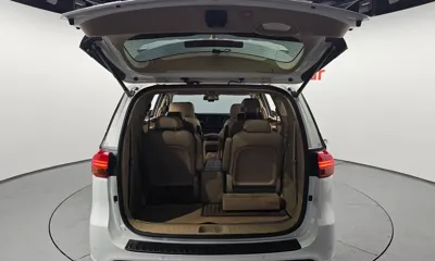 Kia Canival 2018, 88973 км, за 17000000 KRW - фото 20