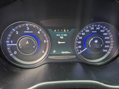 Hyundai Grandeur 2015, 160420 км, за 6400000 KRW - фото 7