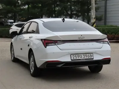 Hyundai Avante 2021, 17952 км, за 15500000 KRW