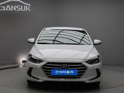 Hyundai Avante · 2018 год