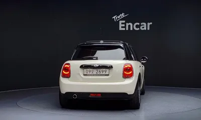 MINI Cooper 2018, 69118 км, за 10400000 KRW