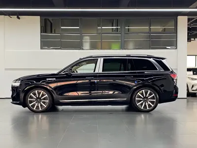 AITO 问界 AITO M9 2025, 500 км, за 428000 CNY