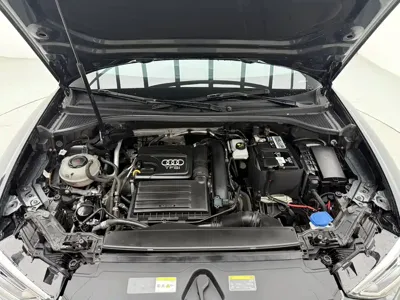 Audi Q3 2023, 34000 км, за 202800 CNY - фото 17