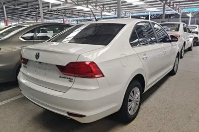 Volkswagen Santana 2016, 68500 км, за 47674.16 CNY - фото 6