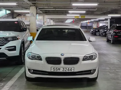 BMW 5-Series · 2011 год