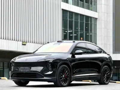 Nio EC6 · 2023 год