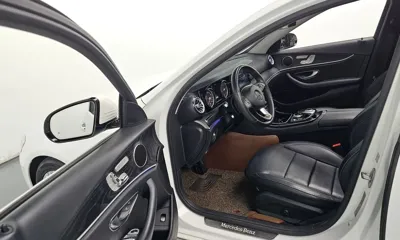 Mercedes-Benz E-Class 2017, 129220 км, за 17800000 KRW - фото 10