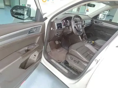 Volkswagen Teramont 2018, 162900 км, за 91100 CNY - фото 16