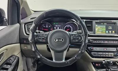 Kia Canival 2016, 134822 км, за 15000000 KRW - фото 13