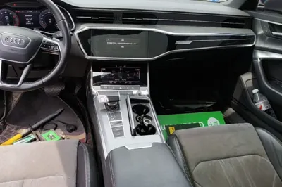 Audi A6L 2019, 95400 км, за 174156.69 CNY - фото 22