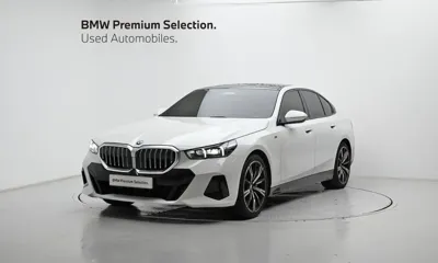 BMW 5-Series · 2024 год