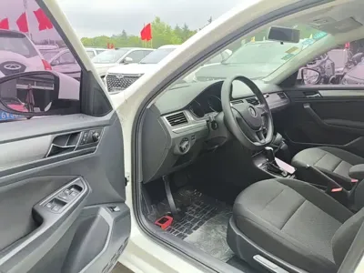Volkswagen Bora 2018, 62200 км, за 34200 CNY - фото 16