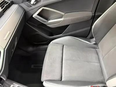 Audi Q3 2023, 27000 км, за 225799 CNY - фото 13