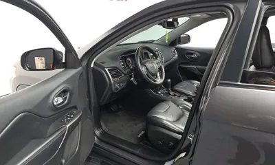 Jeep Cherokee 2019, 103858 км, за 10200000 KRW - фото 10