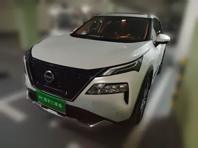 Nissan X-Trail 2023, 25600 км, за 134226.66 CNY - фото 1