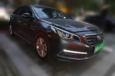 Hyundai Sonata 2015, 106700 км, за 36844.99 CNY