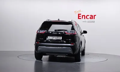 Jeep Cherokee 2021, 79425 км, за 18500000 KRW - фото 4