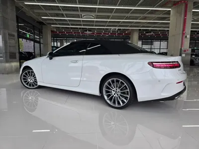 Mercedes-Benz E-Class 2023, 14000 км, за 69900000 KRW