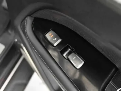 KG_Mobility_Ssangyong Rexton 2019, 161000 км, за 12990000 KRW - фото 16