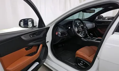 Jaguar XE 2020, 85226 км, за 18500000 KRW - фото 10