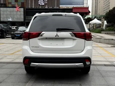 Mitsubishi Outlander (Import) 2016, 85000 км, за 39800 CNY - фото 5