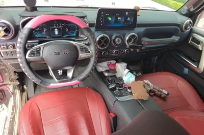 BAIC Off-Road BJ40 2023, 42900 км, за 116214 CNY - фото 18