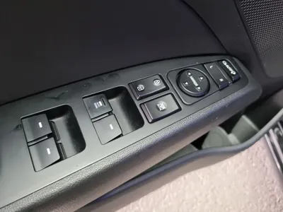 Hyundai Avante 2017, 90000 км, за 8990000 KRW - фото 15