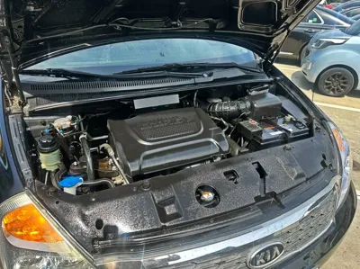 Kia Canival 2013, 183771 км, за 3500000 KRW - фото 8