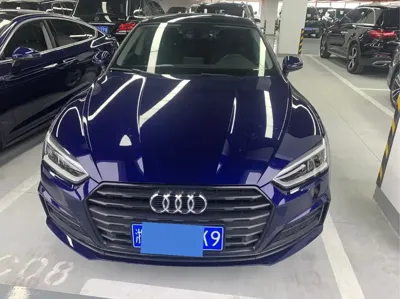 Audi A5 (Import) 2020, 42000 км, за 123600 CNY