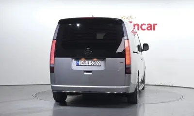 Hyundai Staria 2025, 25603 км, за 42900000 KRW