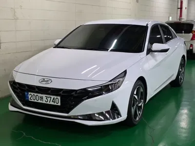 Hyundai Avante · 2023 год