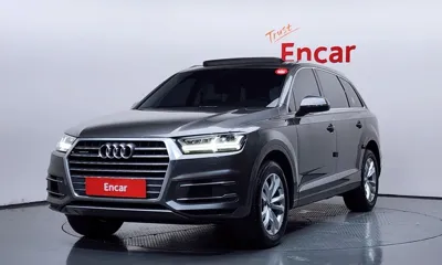 Audi Q7 · 2019 год