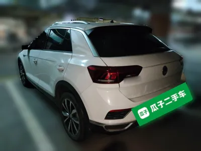 Volkswagen T-Roc 2018, 131800 км, за 61342.17 CNY