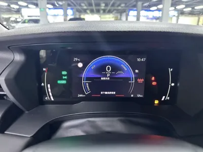 Toyota Camry 2026, 200 км, за 172322.24 CNY - фото 9