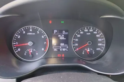Kia K2 2017, 101800 км, за 37076.12 CNY - фото 8