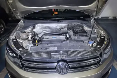 Volkswagen Tiguan 2015, 77900 км, за 41488.01 CNY - фото 21