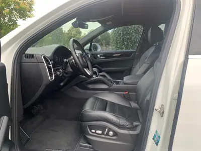 Porsche Cayenne 2020, 97000 км, за 337000 CNY - фото 4