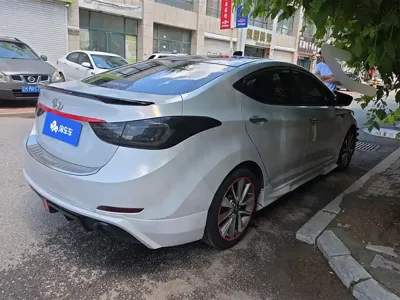 Hyundai Elantra Langdong 2015, 133300 км, за 28500 CNY