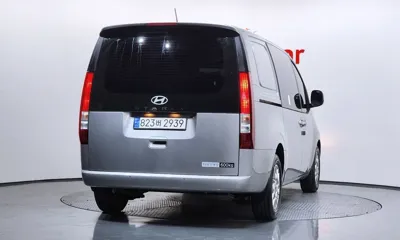 Hyundai Staria 2025, 31606 км, за 25000000 KRW - фото 2